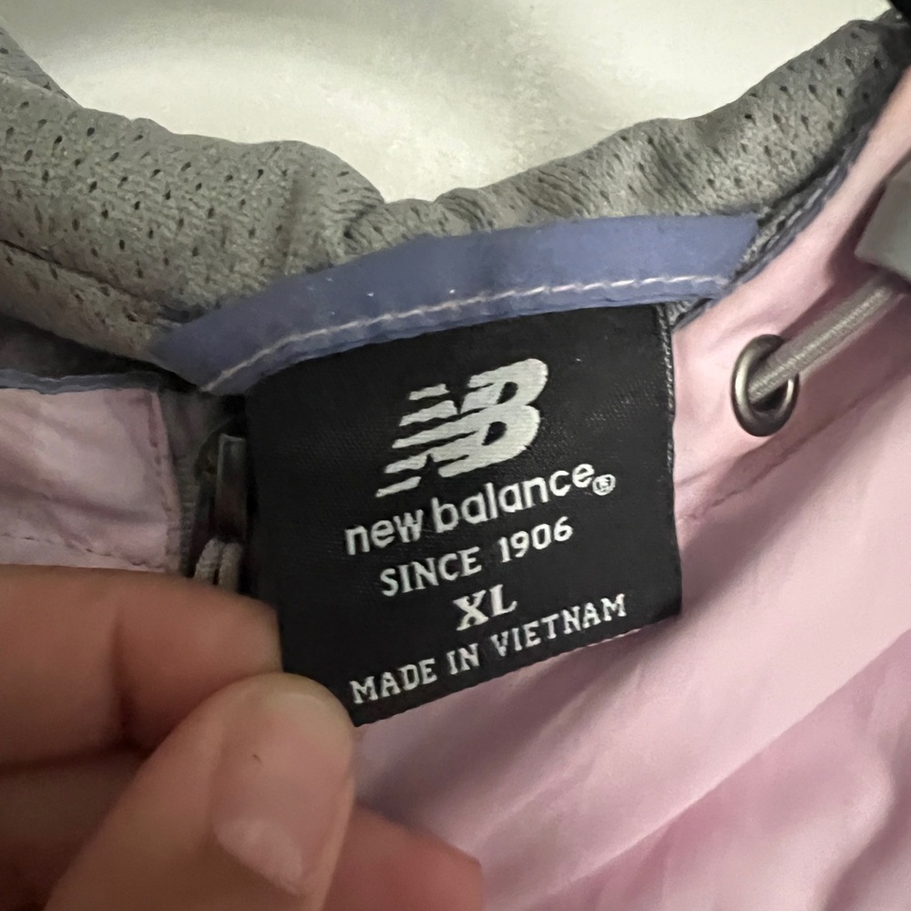 Women’s jacket - Picture 2 of 2